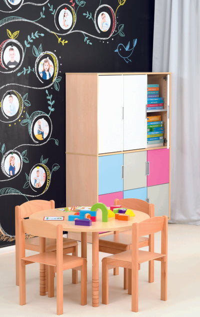 Stapelbare stoel Elise, plastic doppen, maat 1-4
