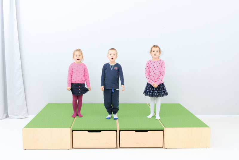 Platform met opening voorkant