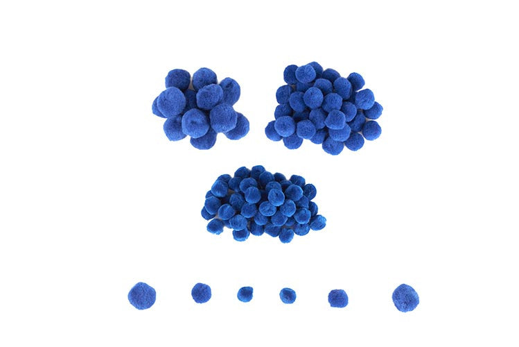 Pompons blauw 20-25-30 mm 100 stuks