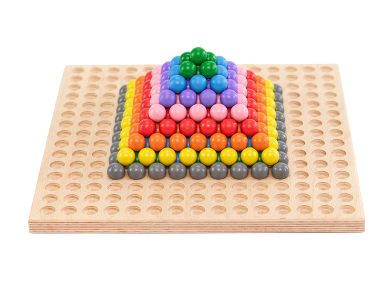 Spelbord met ballen