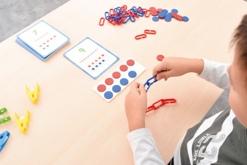 Set wiskundige activiteiten voor kinderen