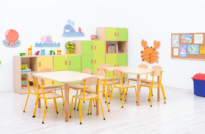 Rechthoekige tafel met dik tafelblad