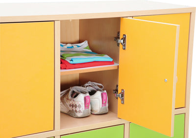 Kleurrijke deur voor boekenkasten geel