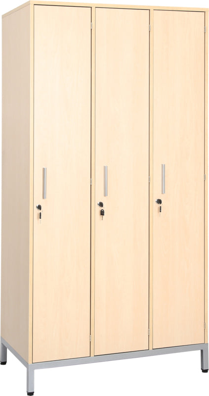 Garderobe op een frame met 3 planken