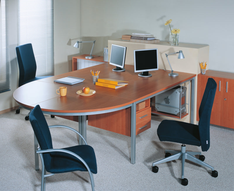 Bien bureau tafel 160 cm. breed